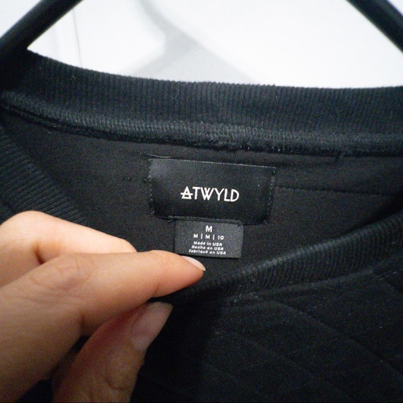 SOLD: NWT Atwyld Navigate Moto Fleece - Picture 3 of 11